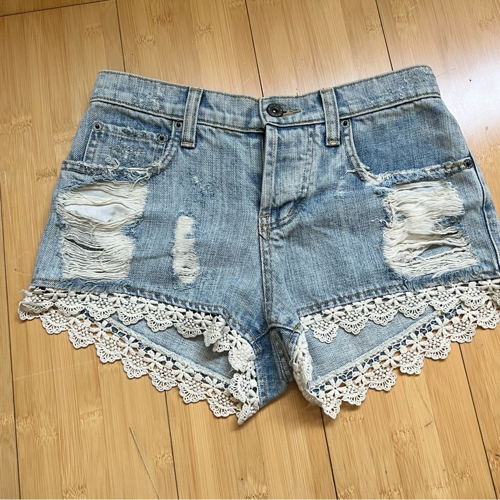 LF Denim Lace Trim Jean Shorts 25